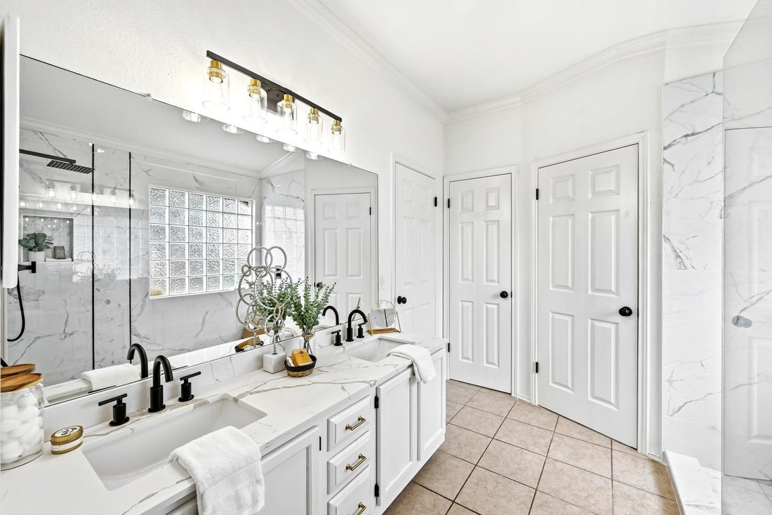 House in Austin, Texas, United States 4 - 18244078