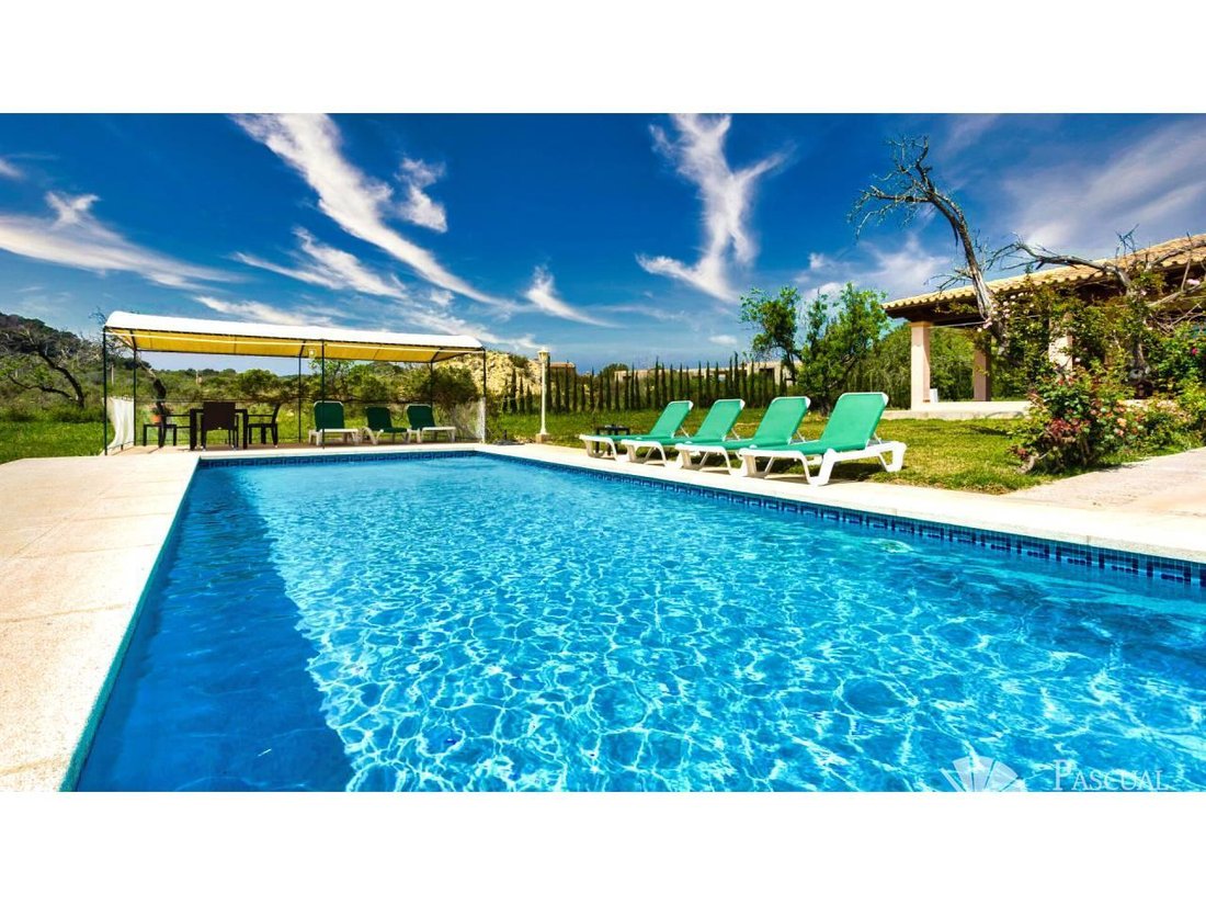 Estate in Son Servera, Balearic Islands, Spain 1 - 18242186