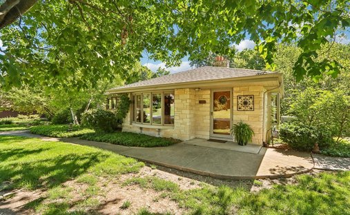 House in Brookfield, Wisconsin, United States 1