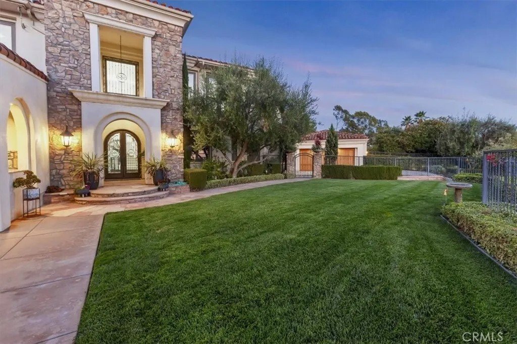 House in Santa Ana, California, United States 3 - 18245208