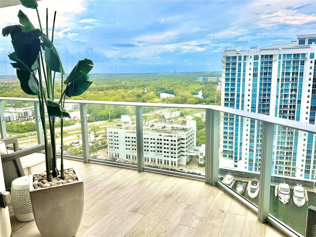 Condo in North Miami Beach, Florida, United States 1 - 17520187