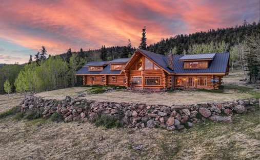 House in Guadalupita, New Mexico, United States 1
