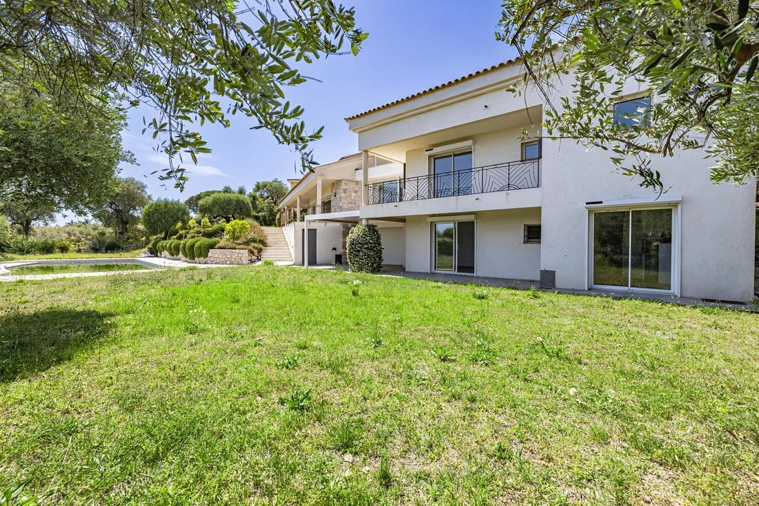 Villa in Nice, Provence-Alpes-Côte d'Azur, France 3 - 18239289