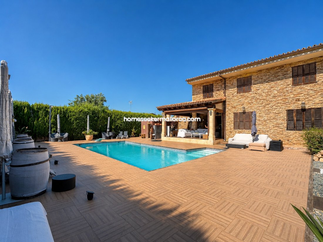 Villa in Bunyola, Balearic Islands, Spain 2 - 18242780