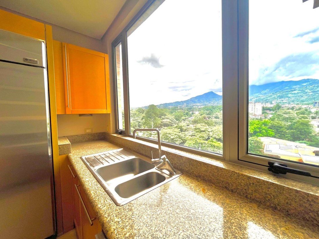 Apartment in San Rafael de Escazú, San José Province, Costa Rica 4 - 18239389