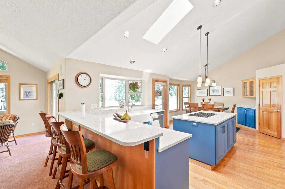 House in Bend, Oregon, United States 5 - 18239760