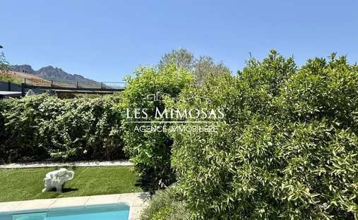 Villa en Ecarts, Roquebrune-sur-Argens, Francia 1