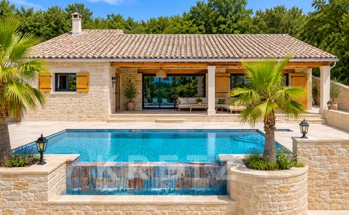 Villa in Uzès, Okzitanien, Frankreich 1