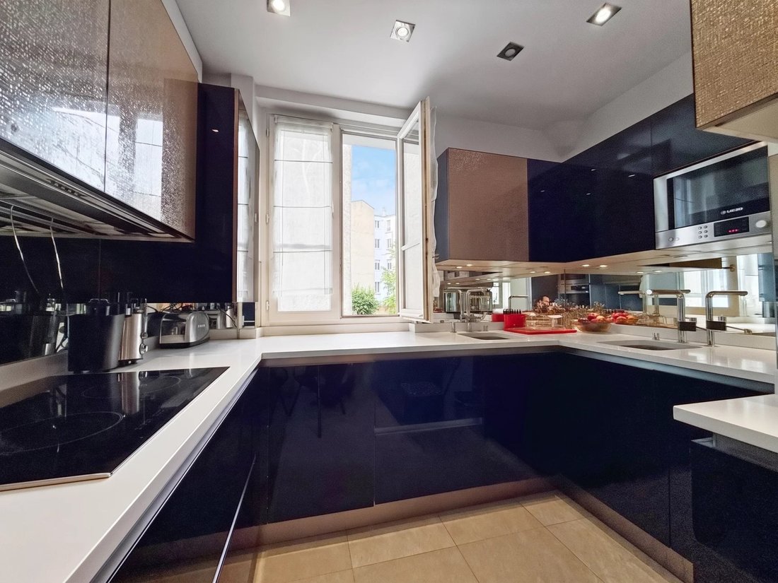 Apartment in La Plaine des Sablons, Neuilly-sur-Seine, France 3 - 18240757