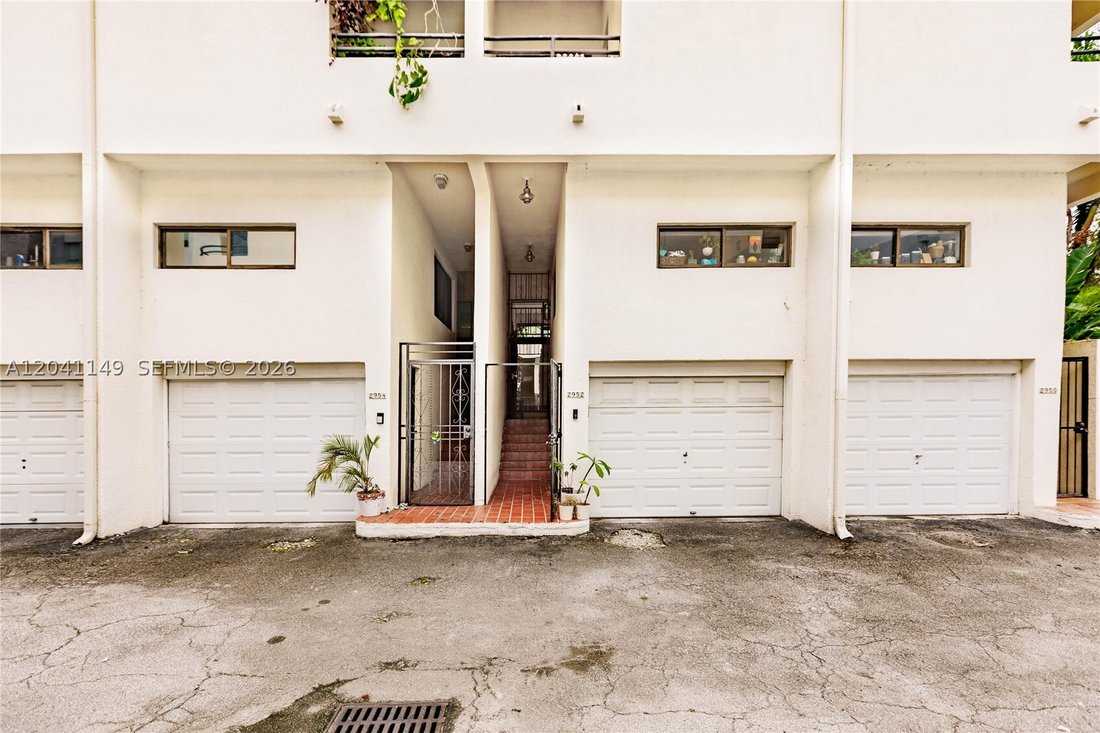 Townhouse in Miami, Florida, United States 3 - 18241466
