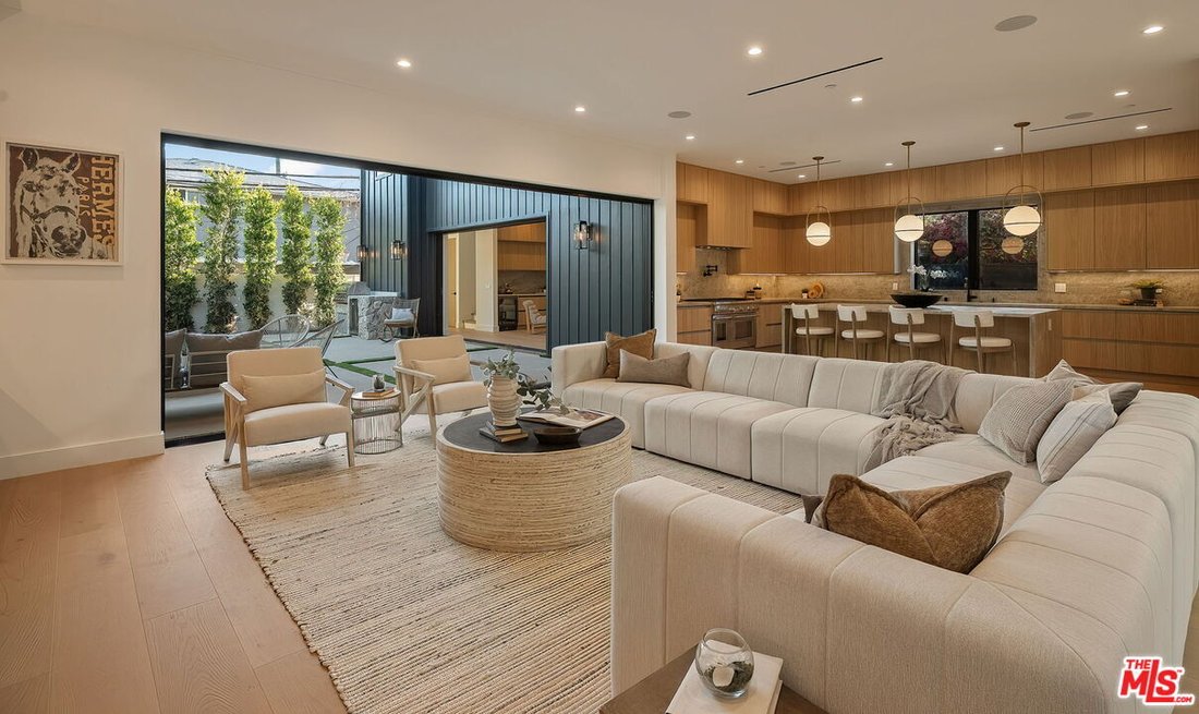 House in Los Angeles, California, United States 5 - 18235968