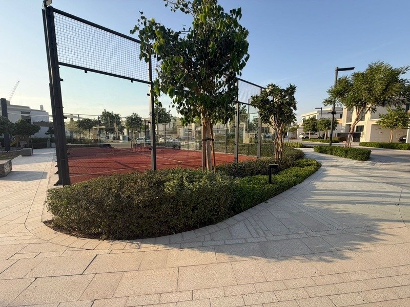Villa in United Arab Emirates 5 - 18235874