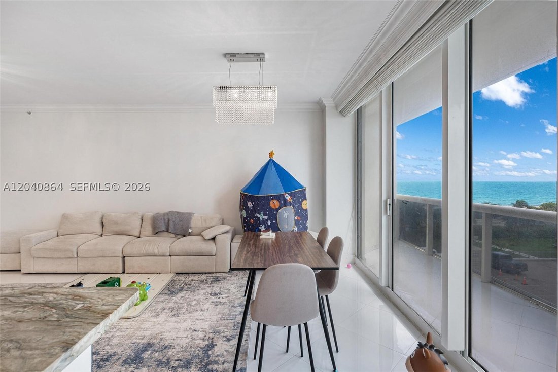 Condo in Bal Harbour, Florida, United States 4 - 18241467