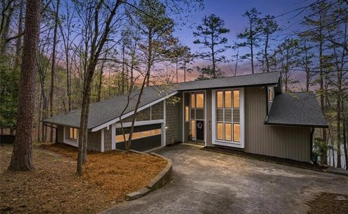 House in Waleska, Georgia, United States 1
