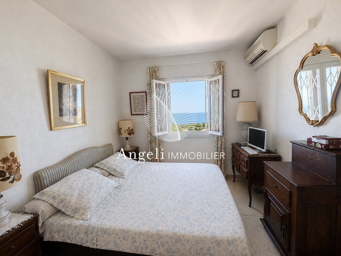 Villa in Les Issambres, Roquebrune-sur-Argens, France 5 - 18244003