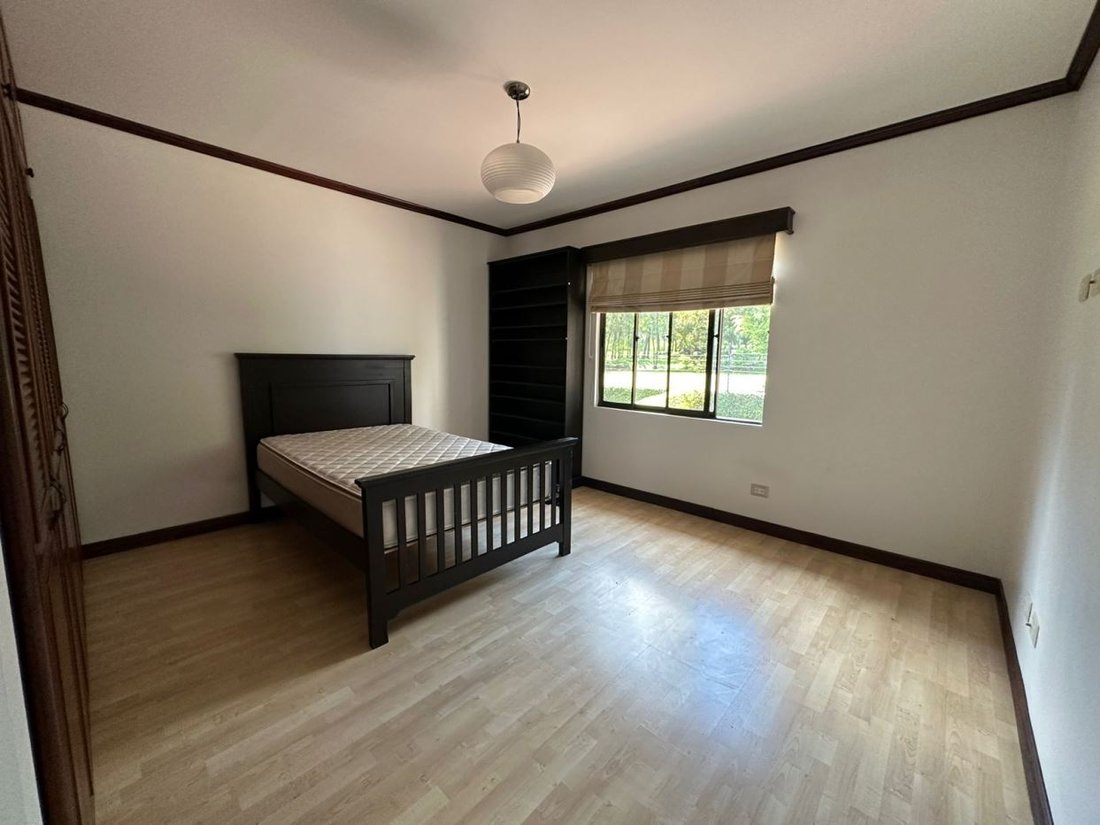 House in Santa Ana, San José Province, Costa Rica 5 - 18241040