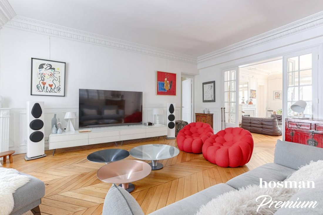 Apartment in Chaillot, Paris 16e Arrondissement, Paris 2 - 18245765