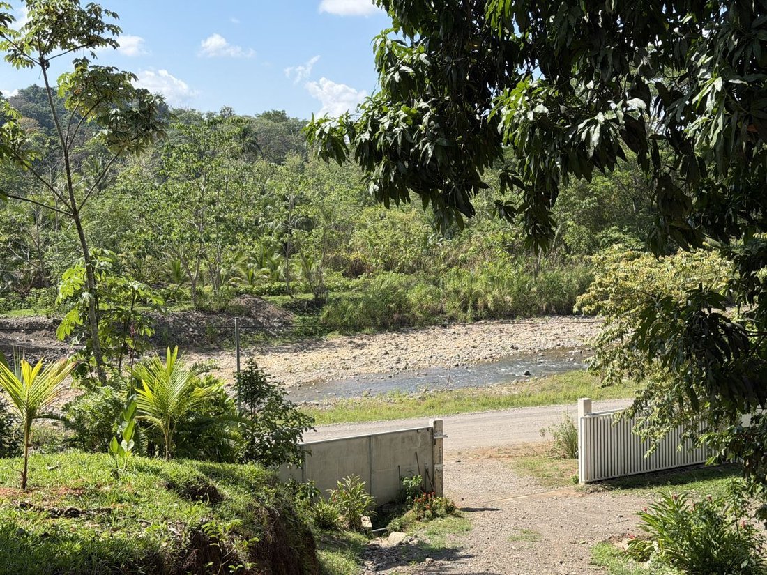 Land in Parrita, Puntarenas Province, Costa Rica 5 - 18246442