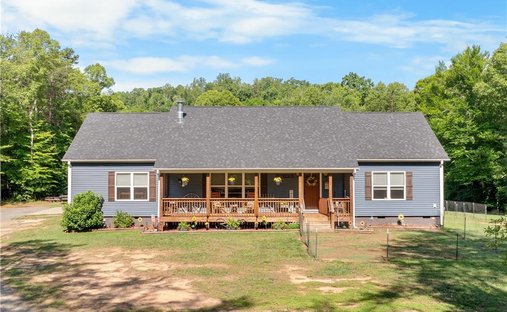 House in Westfield, North Carolina, United States 1
