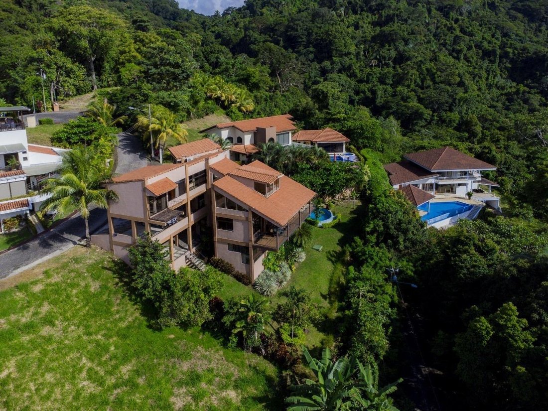 House in Playa Herradura, Puntarenas Province, Costa Rica 3 - 18246194