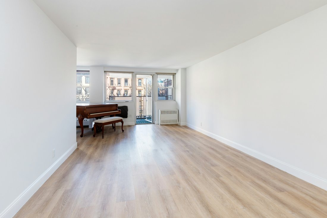 Co Op in New York, New York, United States 1 - 18236597