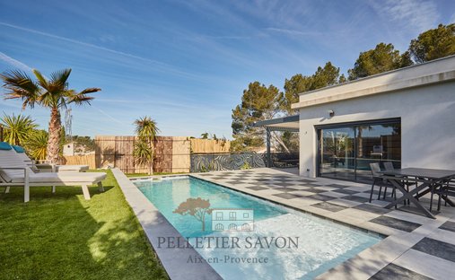 House in Bouc-Bel-Air, Provence-Alpes-Côte d'Azur, France 1