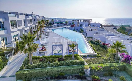Apartment in Girne, Cyprus 1