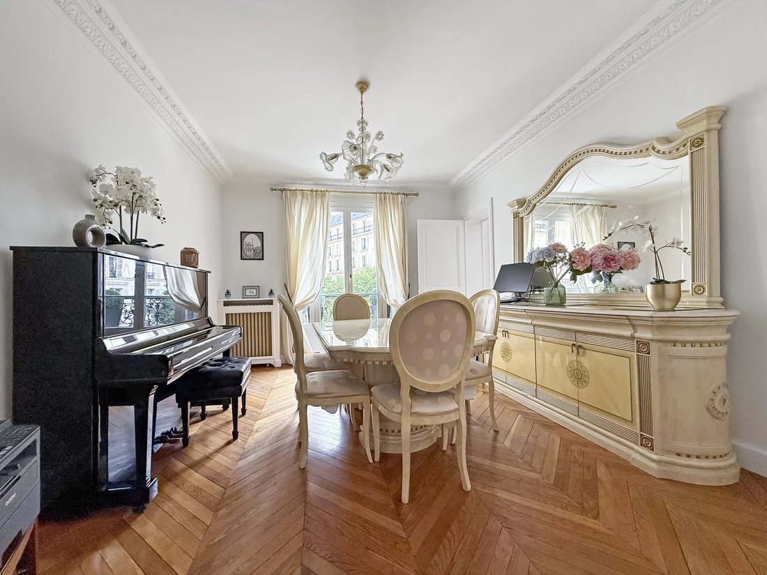 Apartment in La Plaine des Sablons, Neuilly-sur-Seine, France 2 - 18240757