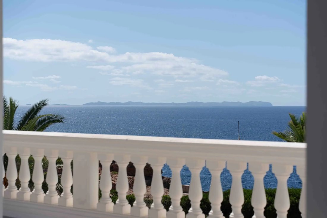 Villa in Llucmajor, Balearic Islands, Spain 4 - 18244013