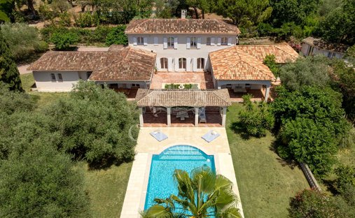 Villa in Valbonne, Provence-Alpes-Côte d'Azur, France 1