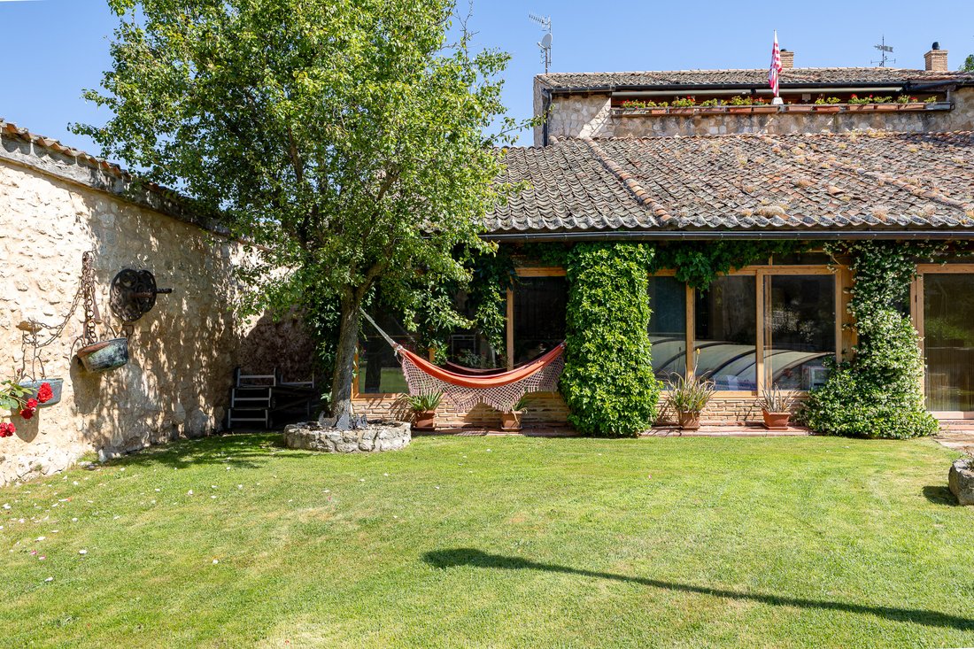 House in Condado de Castilnovo, Castile and Leon, Spain 1 - 18160496