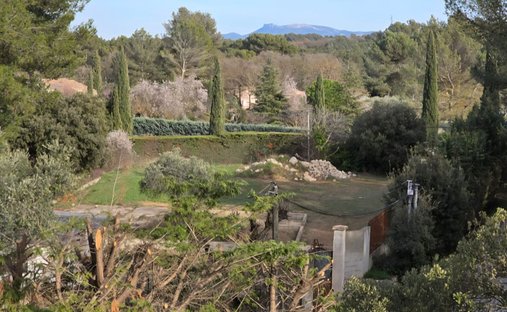 House in Les Aires-Notre Dame, Gardanne, France 1