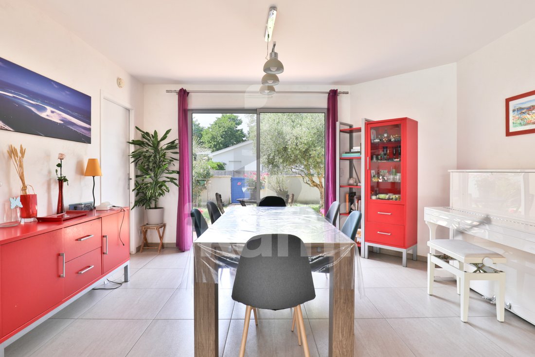 House in Le Monteil-Paul Montagne, Pessac, France 2 - 18244407