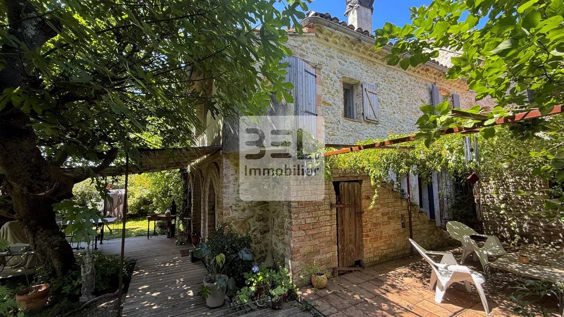 Country House in Uzès, Occitania, France 2 - 18239386