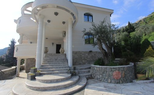 Villa a Petrovazzo, Budua, Montenegro 1