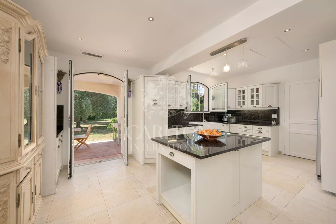 Villa in Valbonne, Provence-Alpes-Côte d'Azur, France 5 - 18239381