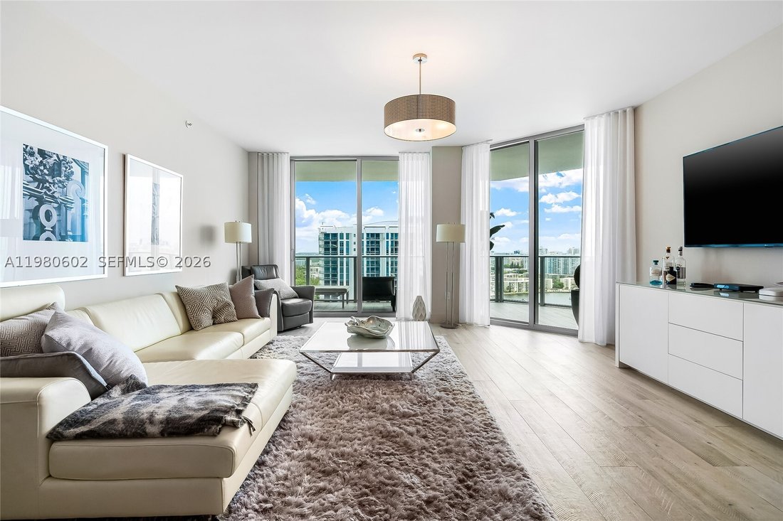 Condo in North Miami Beach, Florida, United States 5 - 17520187