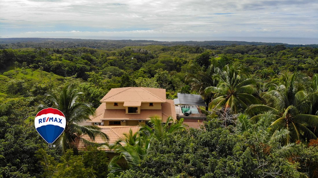 House in Esterillos Este, Puntarenas Province, Costa Rica 1 - 18245104