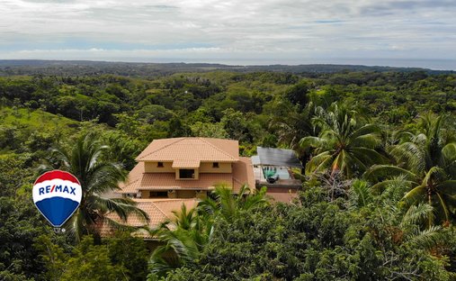 House in Esterillos Este, Puntarenas Province, Costa Rica 1