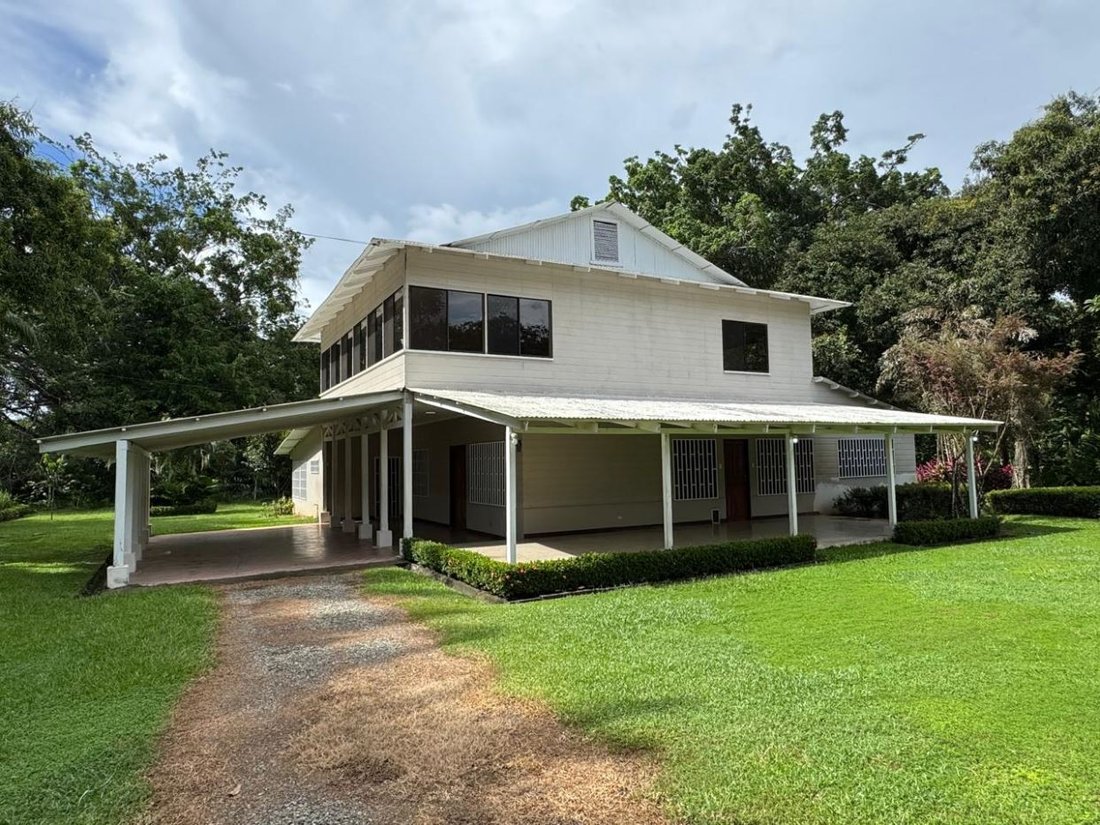 Land in Quepos, Puntarenas Province, Costa Rica 1 - 18238077