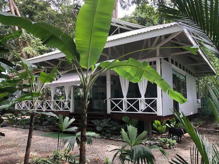 House in Hone Creek, Limón Province, Costa Rica 3 - 18241257