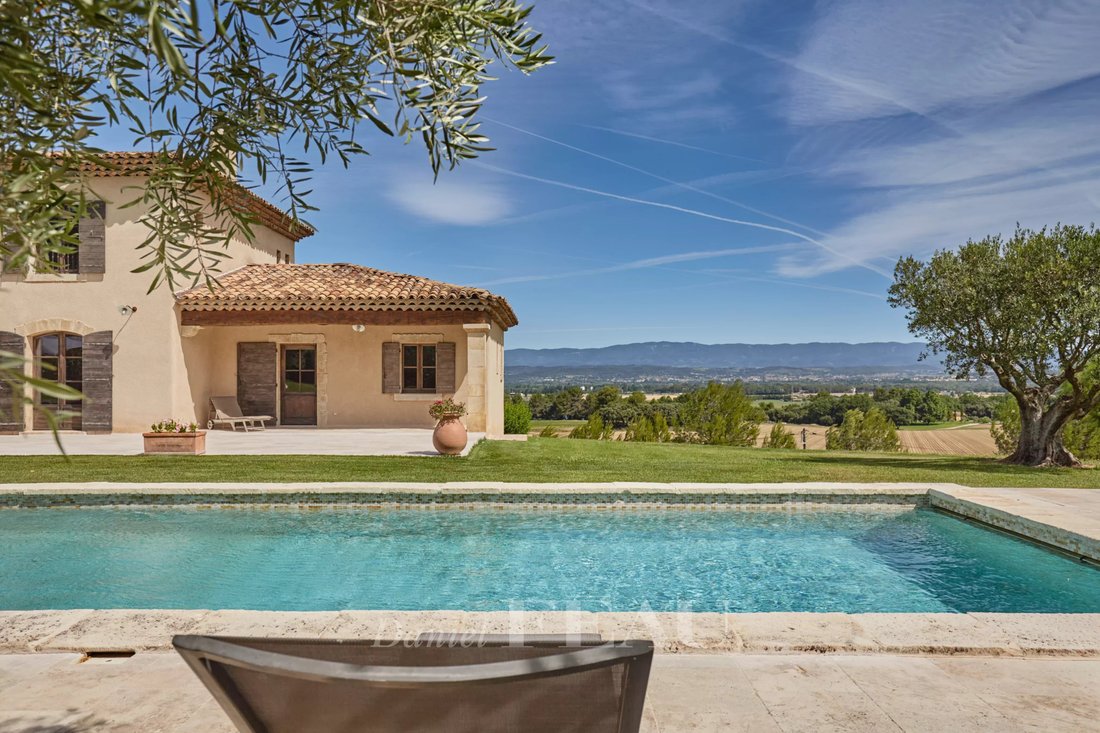 Country House in Meyrargues, Provence-Alpes-Côte d'Azur, France 4 - 18237487