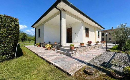 Casa en Pietrasanta, Toscana, Italia 1