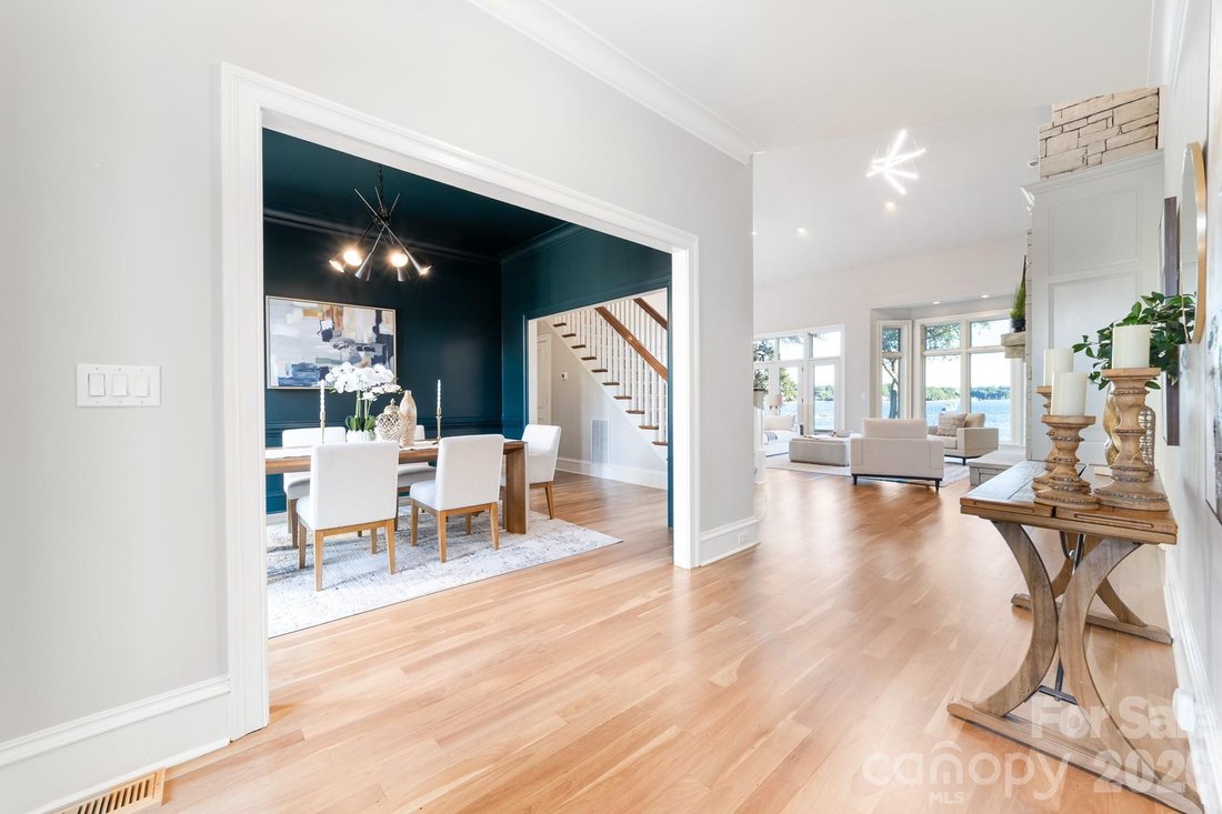 House in Cornelius, North Carolina, United States 4 - 17563094