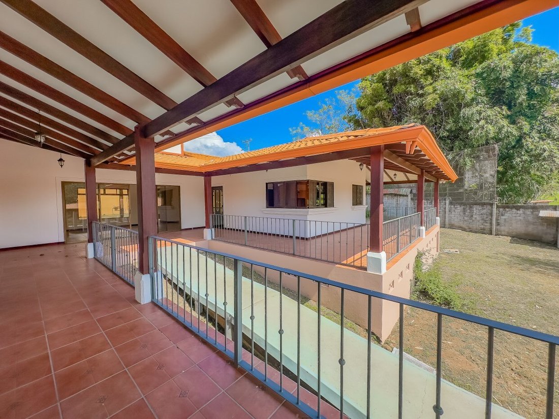 House in Santo Domingo, Heredia Province, Costa Rica 2 - 18241003