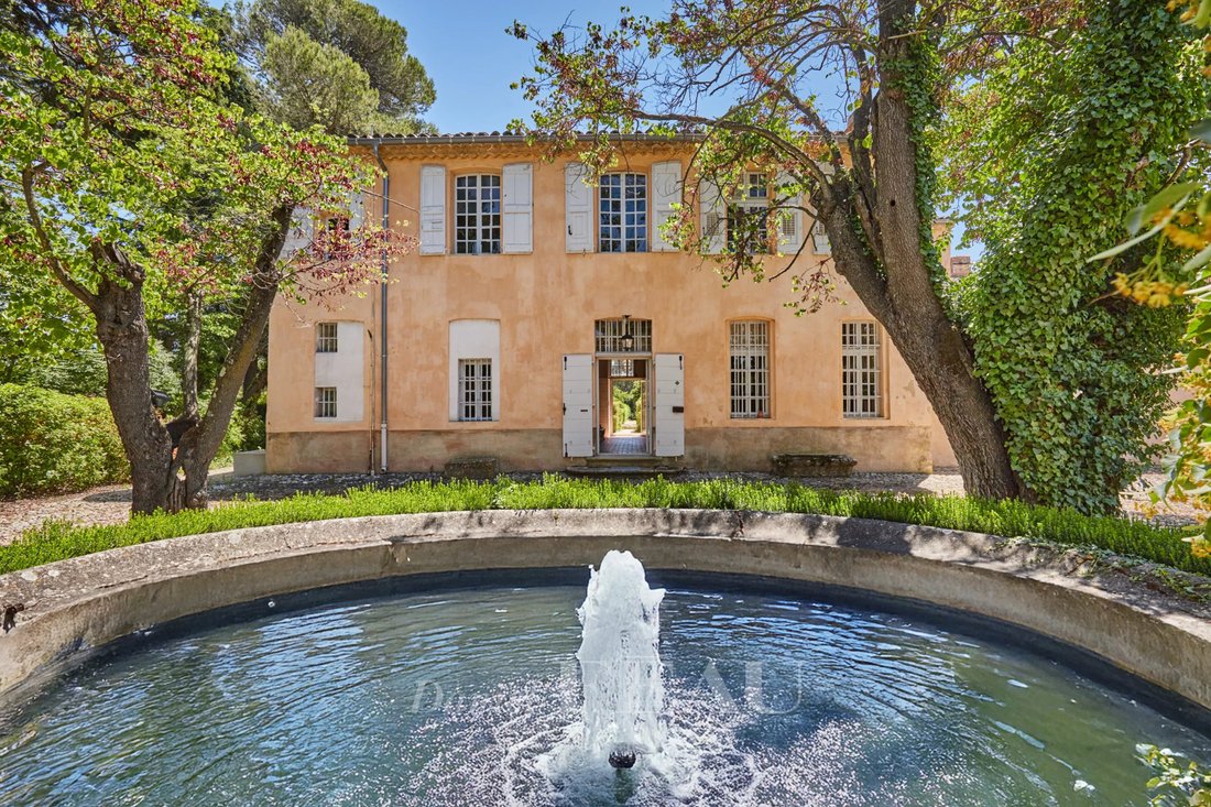Country House in Granettes-Jauberte-Sainte Anne, Aix-en-Provence, France 1 - 18215408