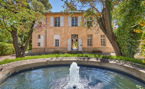 Country House in Granettes-Jauberte-Sainte Anne, Aix-en-Provence, France 1