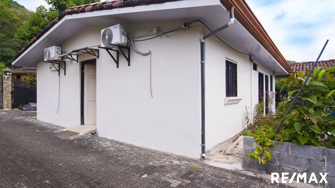 House in Playa Hermosa, Puntarenas Province, Costa Rica 2 - 18245690