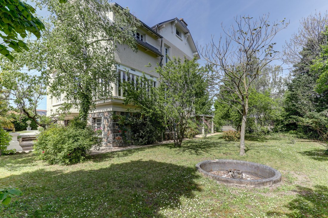 House in Mozac, Auvergne-Rhône-Alpes, France 2 - 18009016