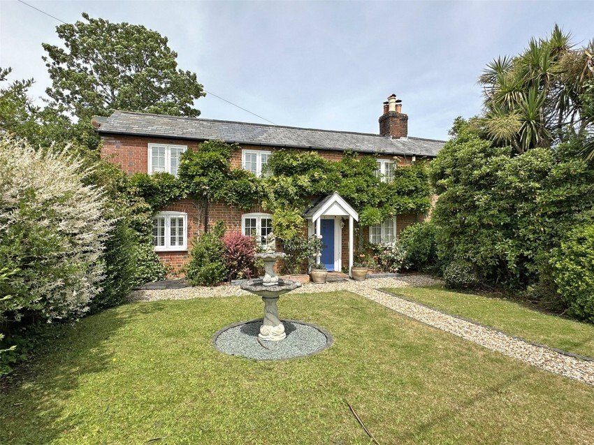 House in New Forest, Lyndhurst, England 1 - 18236061